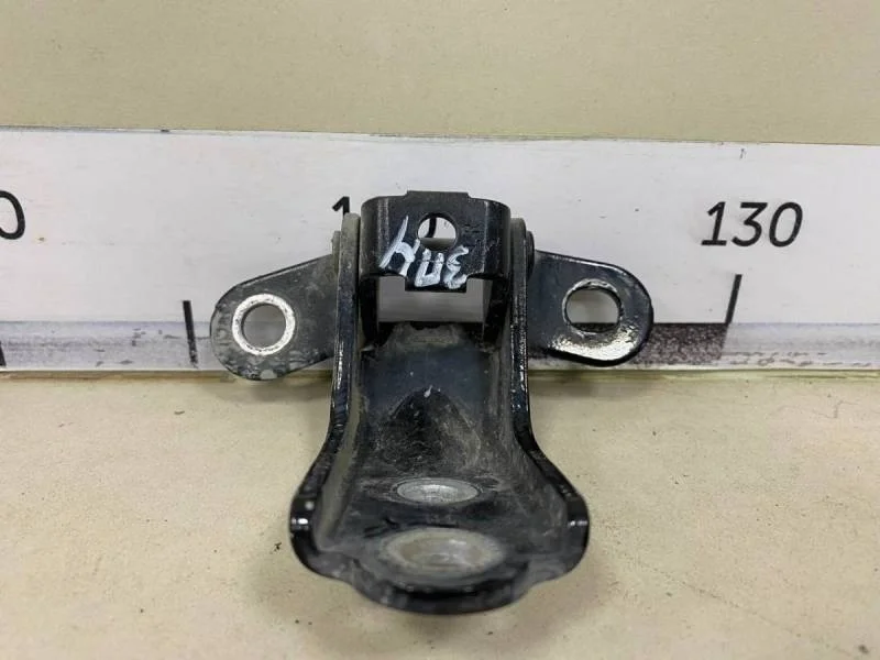 Петля двери задней правой нижняя Hyundai Solaris 2010-2017