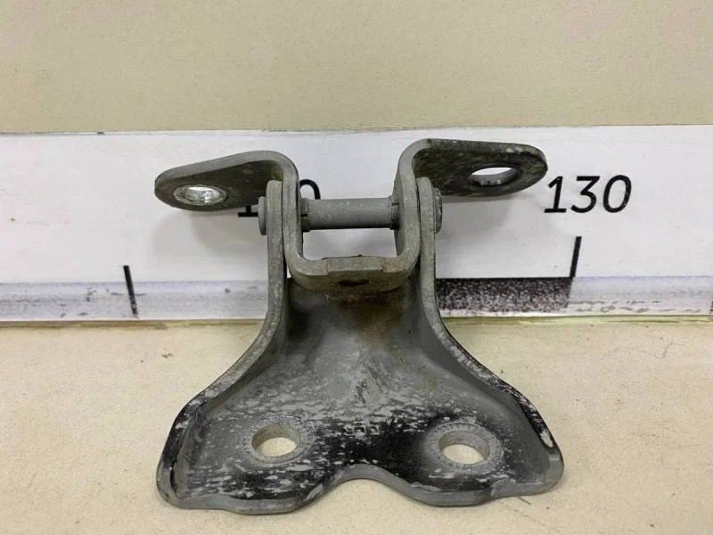 Петля двери передней правой нижняя Hyundai Solaris 2010-2017