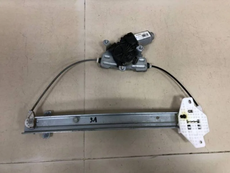 Стеклоподъемник электр. задний левый Hyundai Solaris 2010-2017