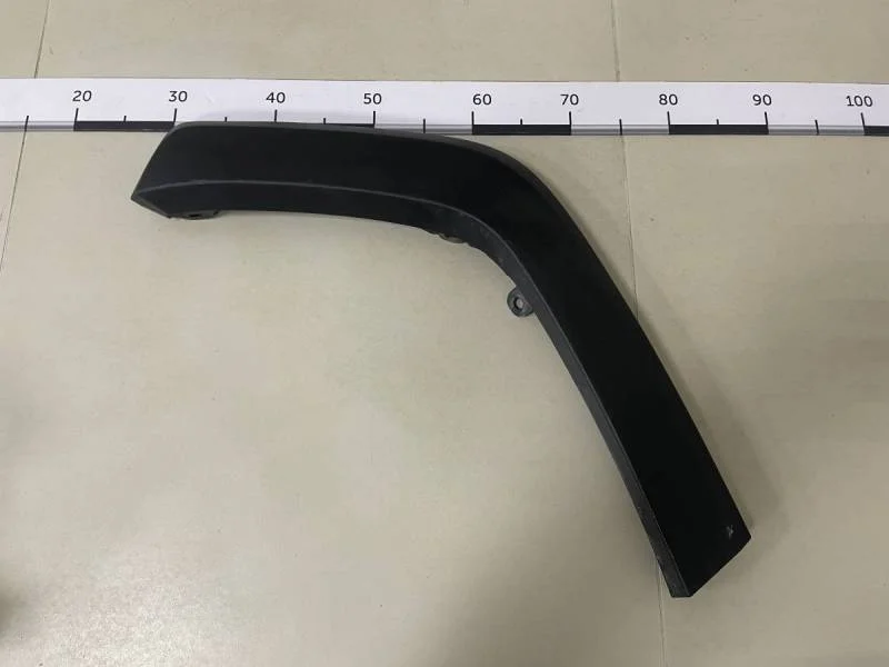 Накладка заднего крыла правого Toyota Rav 4 (XA50) 2018>