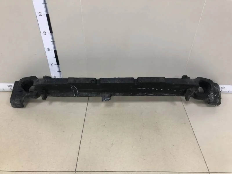 Наполнитель переднего бампера Toyota Rav 4 (A40) 2013>