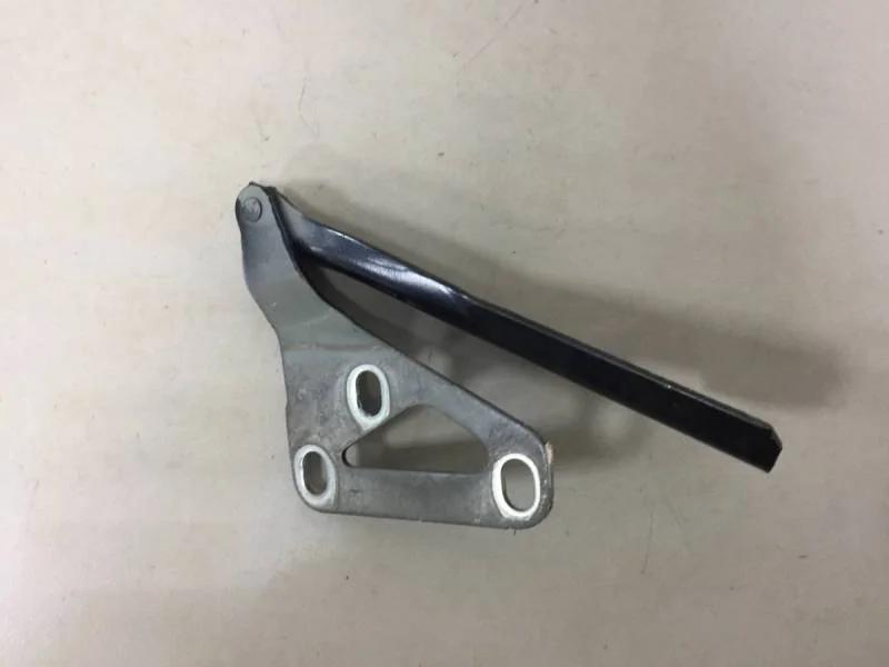 Петля капота правая Opel Astra H / Family 2004-2015