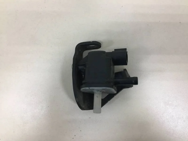 Клапан электромагнитный Toyota Corolla E180 2013>