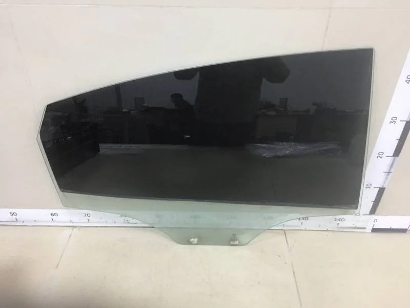 Стекло двери задней правой Kia Rio 3 (UB) 2011-2017