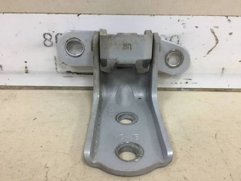 Петля двери передней правой верхняя Kia Rio 3 (UB) 2011-2017