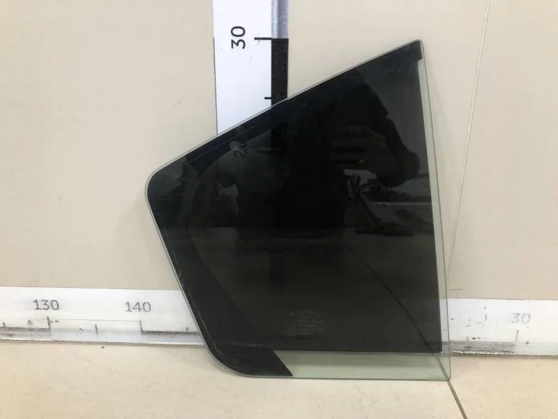 Стекло двери задней правой (форточка) Chevrolet Cruze (J300) 2009-2016