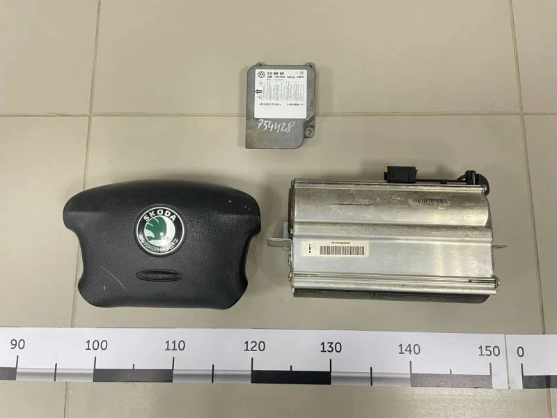 Подушка безопасности (комплект) Skoda Octavia (A4 1U-) 2000-2011