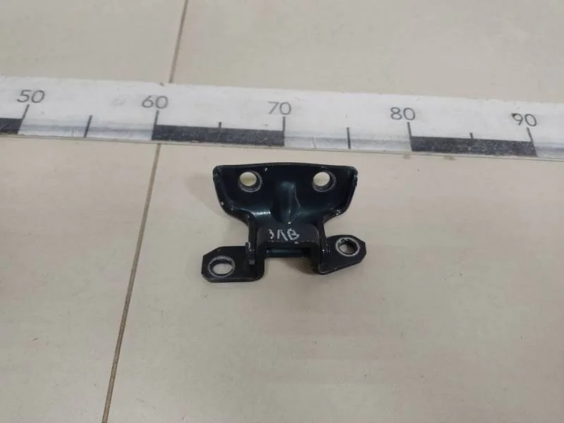 Петля двери задней левой верхняя Kia Ceed (ED) 2007-2012