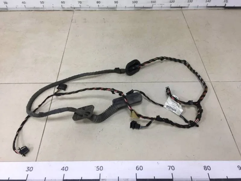 Проводка двери Volkswagen Polo (Sed RUS) 2011>