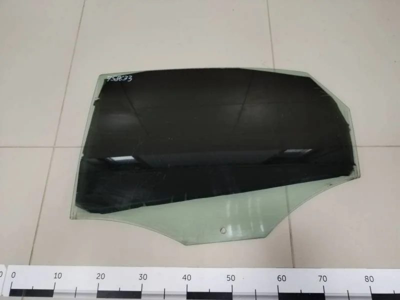 Стекло двери задней левой Volkswagen Polo (Sed RUS) 2011>