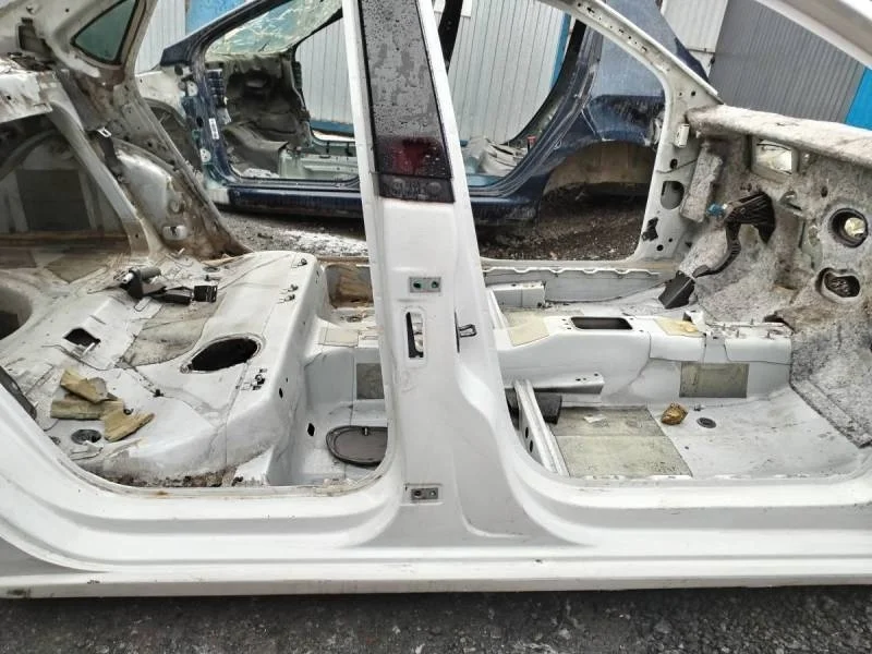 Порог со стойкой правый Volkswagen Polo (Sed RUS) 2011>