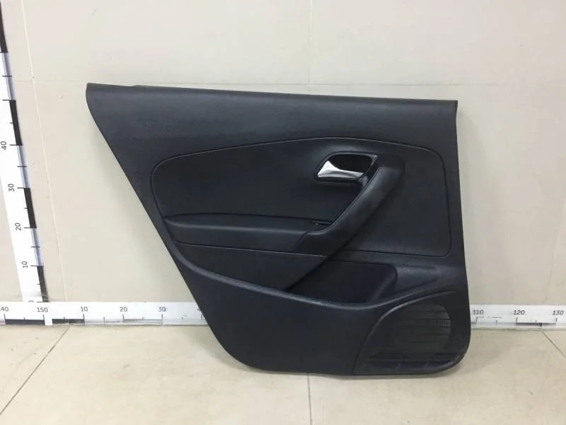 Обшивка двери задней левой Volkswagen Polo (Sed RUS) 2011>