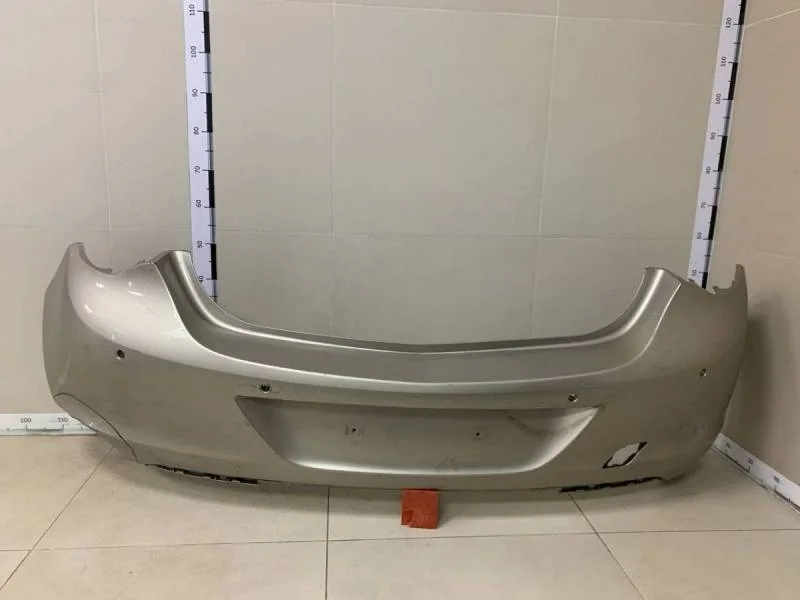 Бампер задний Opel Astra J 2010-2017