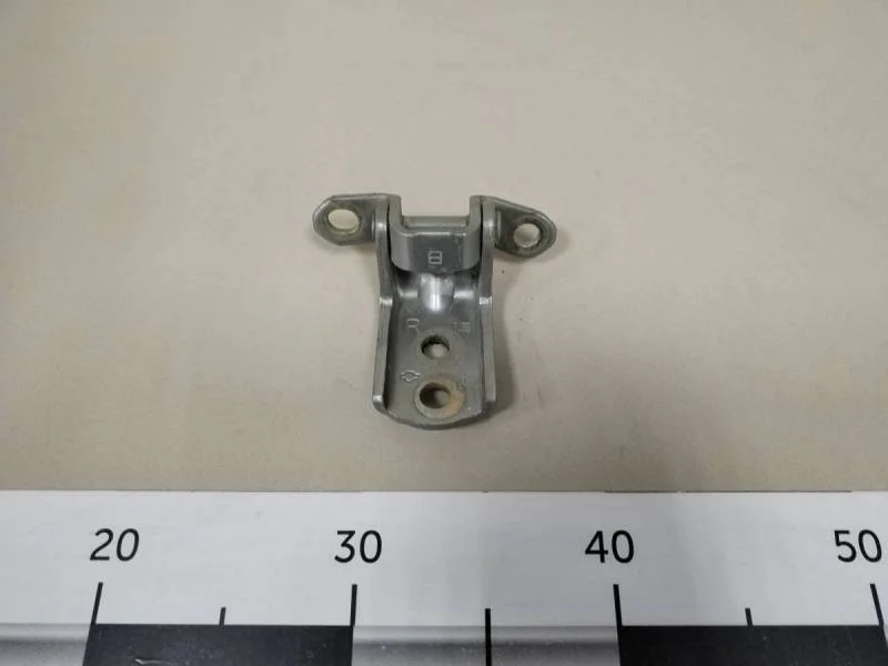 Петля двери задней левой нижняя Nissan Primera (P12) 2002-2007