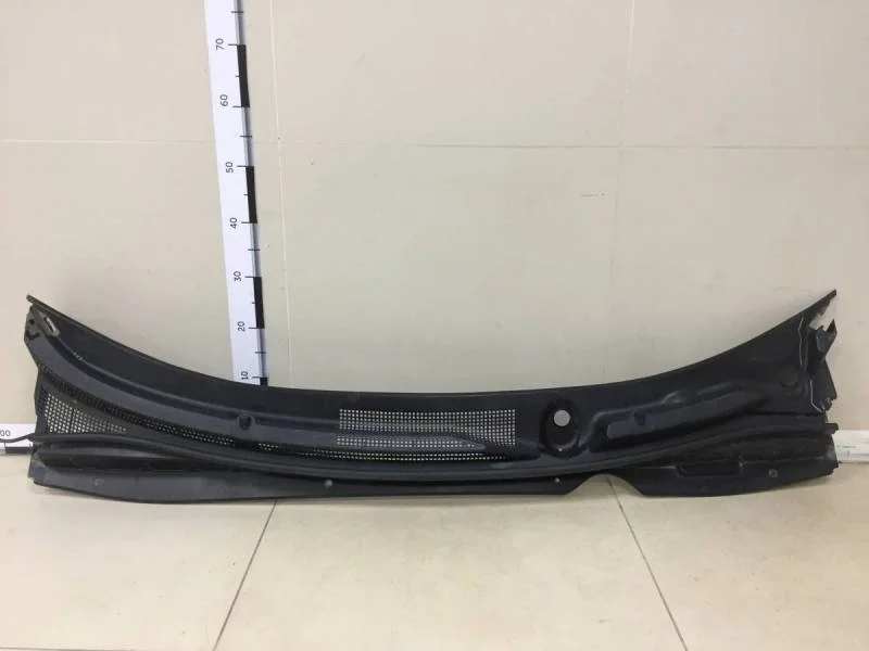 Решетка стеклооч. (планка под лобовое стекло, жабо) Hyundai ix35 (LM) 2010-2015