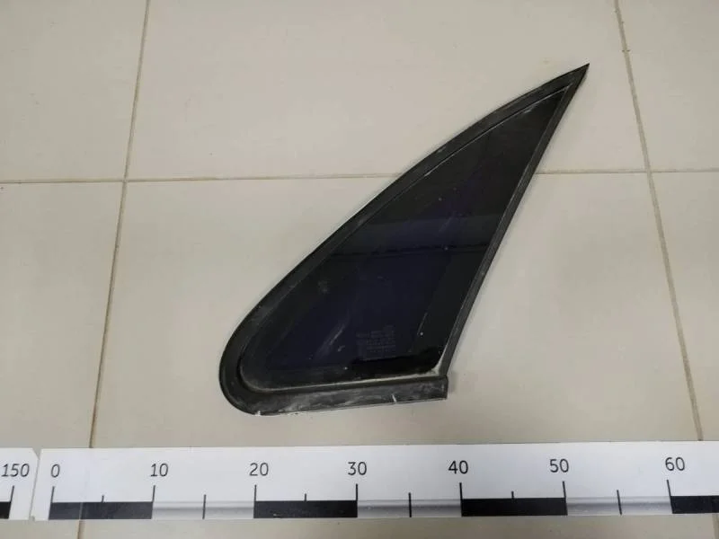 Стекло кузовное глухое правое Chevrolet Lacetti (J200) 2003-2013