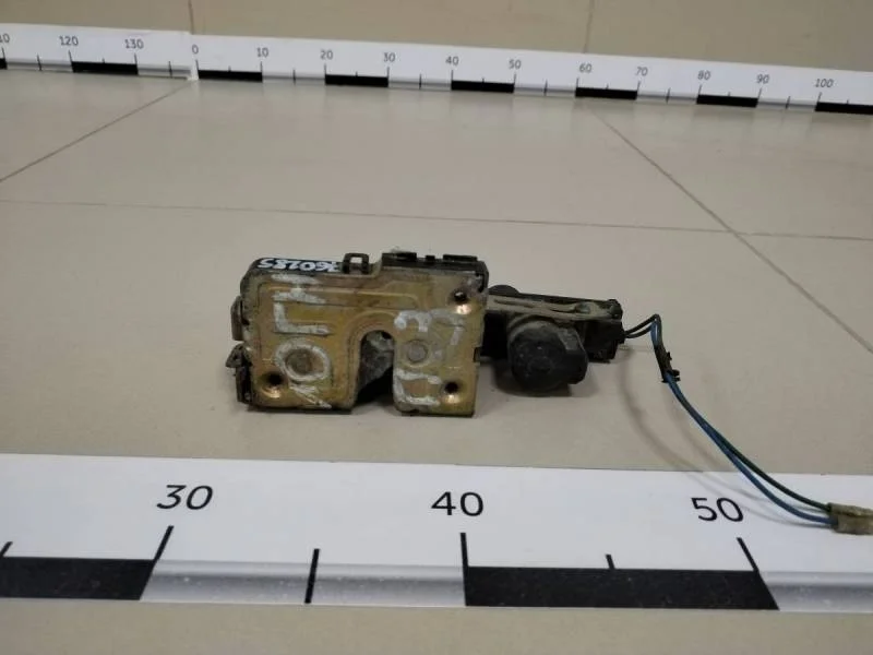 Замок двери задней правой Renault Logan (1) 2005-2014