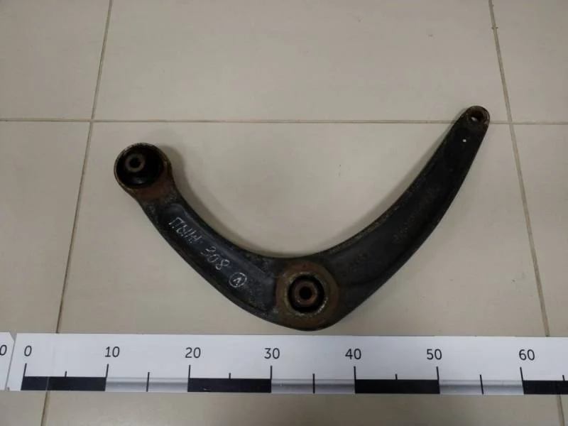 Рычаг передний левый Peugeot 308 2007>