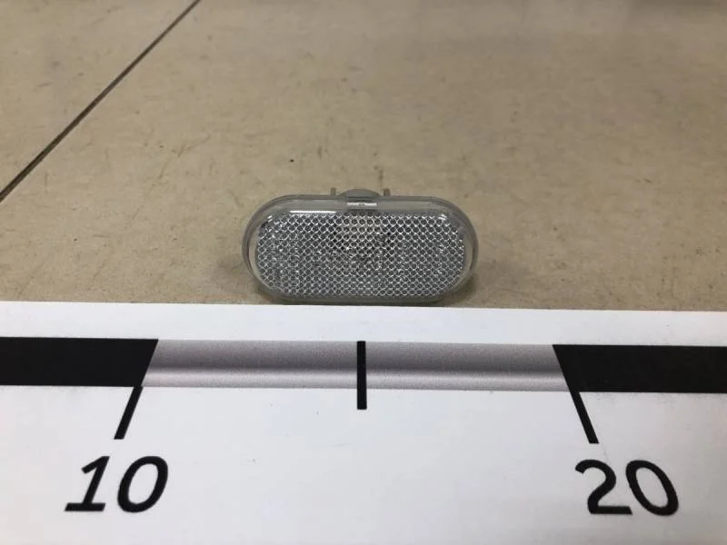 Повторитель на крыло Renault Logan (1) 2005-2014