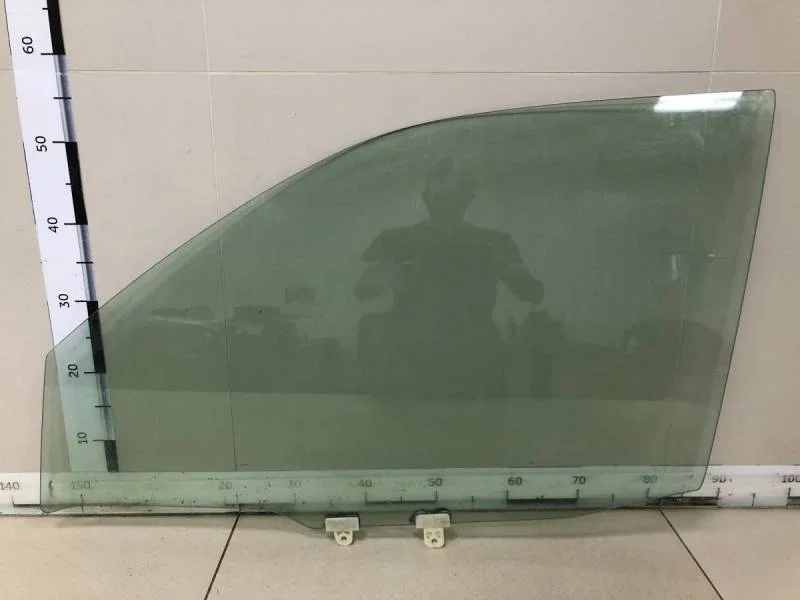 Стекло двери передней левой Nissan X-Trail (T30) 2001-2006