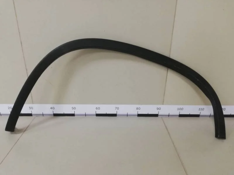 Накладка заднего крыла левого Volkswagen Tiguan (5N2) 2011-2016