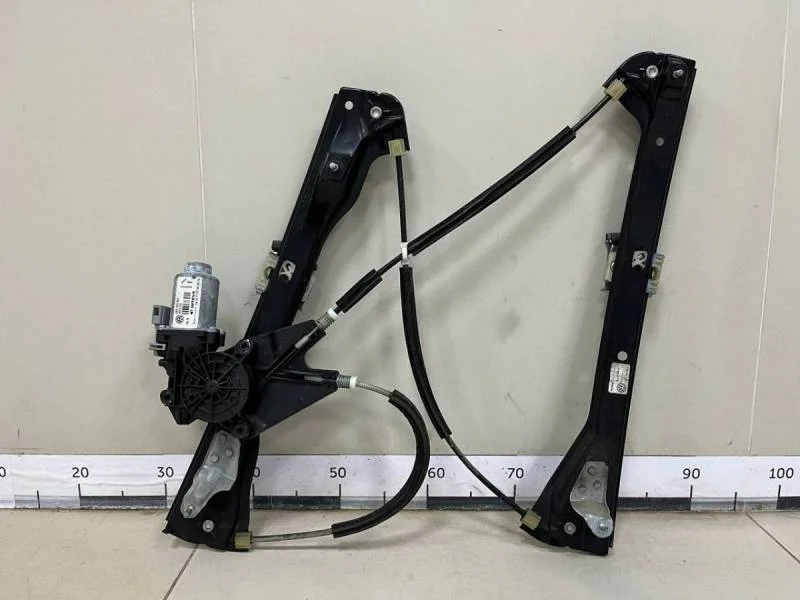 Стеклоподъемник электр. передний правый Volkswagen Polo (Sed RUS) 2011>