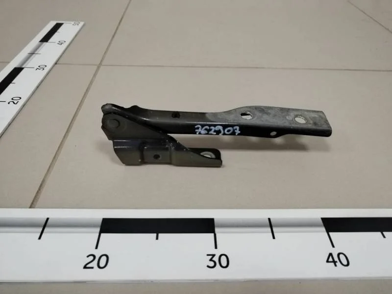 Петля капота правая Volkswagen Polo (Sed RUS) 2011>