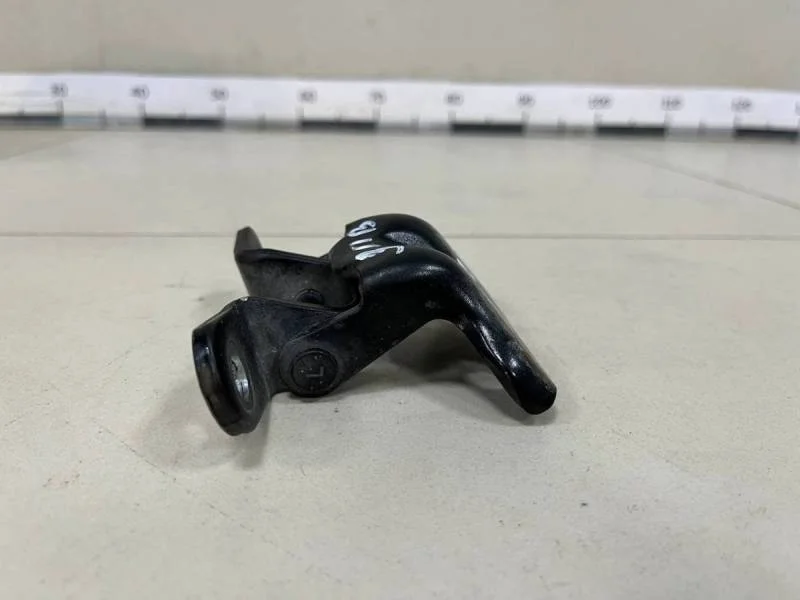 Петля двери задней правой верхняя Kia Rio 3 (UB) 2011-2017