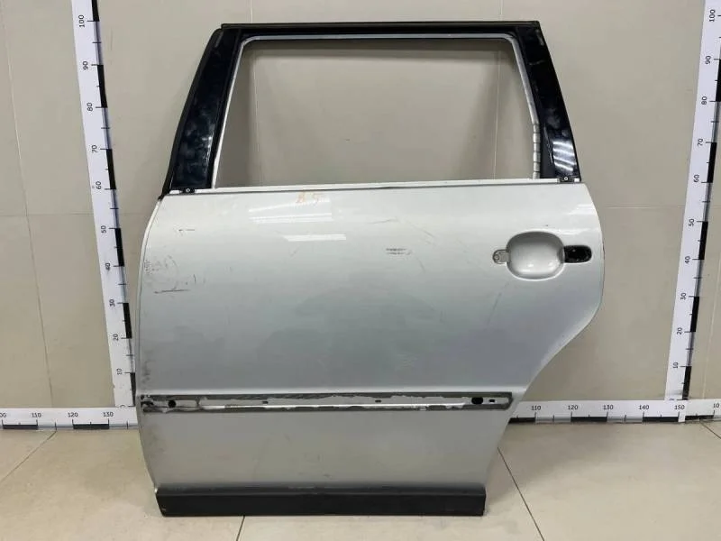 Дверь задняя левая Volkswagen Passat B5 2000-2005