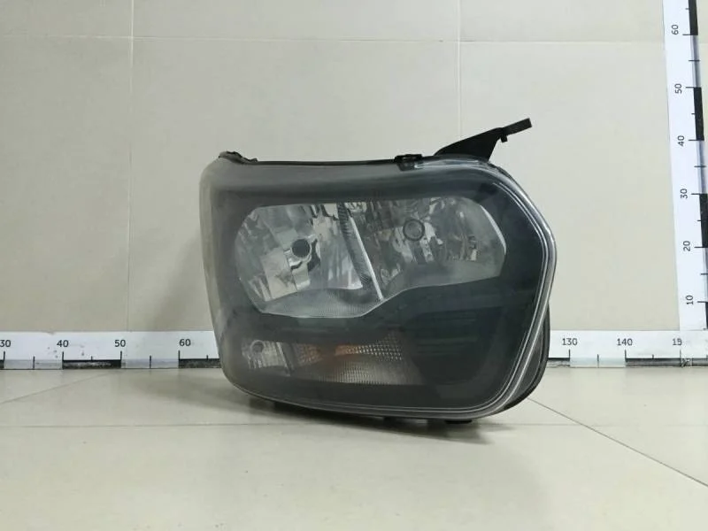 Фара правая Ford Transit 2014>