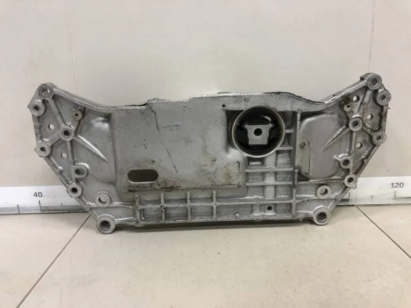 Балка подмоторная Audi A3 (8P) 2004-2013