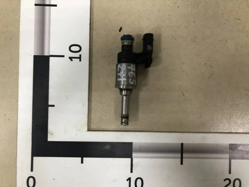 Форсунка инжекторная электрическая Skoda Octavia (A7) 2013>