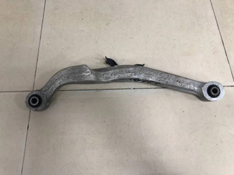 Рычаг задний верхний правый Nissan X-Trail (T31) 2007-2014