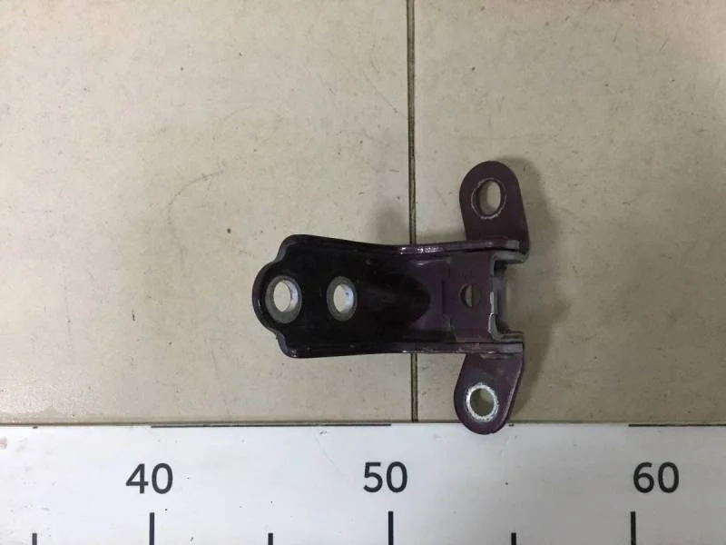 Петля двери задней левой нижняя Hyundai Solaris 2010-2017