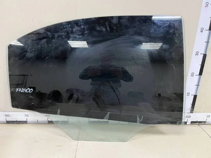 Стекло двери задней правой Chevrolet Aveo T200 2003-2008