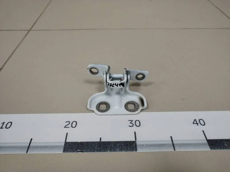 Петля двери задней левой нижняя Chevrolet Aveo T300 2011>