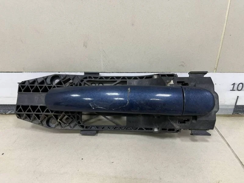 Ручка двери задней наружная правая Volkswagen Polo (Sed RUS) 2011>