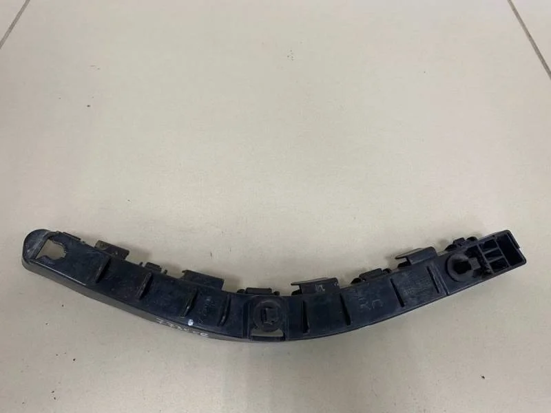 Направляющая заднего бампера правая Kia Sportage 3 (SL) 2010-2015