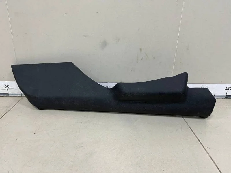 Обшивка стойки Volkswagen Polo (Sed RUS) 2011>