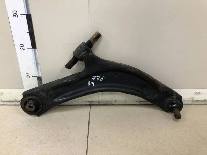 Рычаг передний правый Nissan X-Trail (T31) 2007-2014