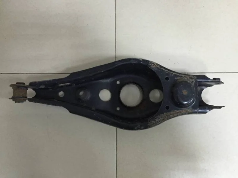 Рычаг задний поперечный Toyota Rav 4 (A40) 2013>