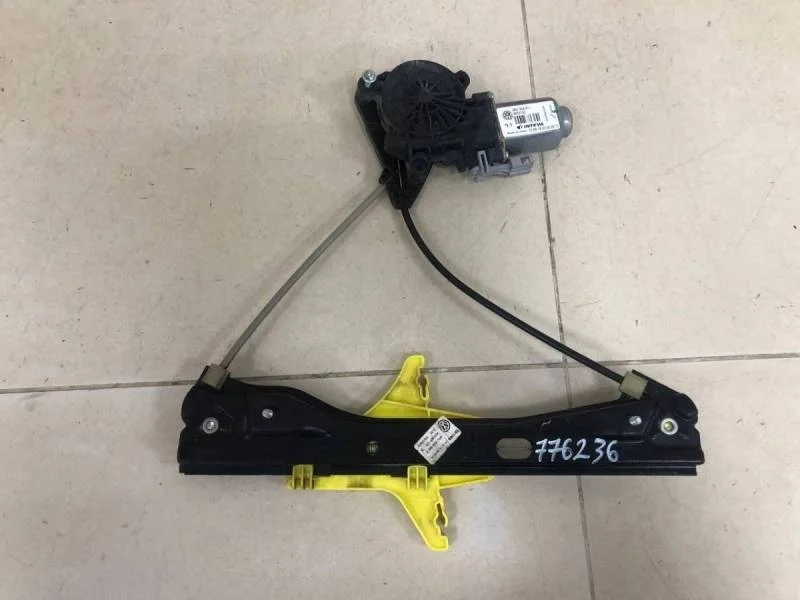 Стеклоподъемник электр. задний правый Volkswagen Polo (Sed RUS) 2011>