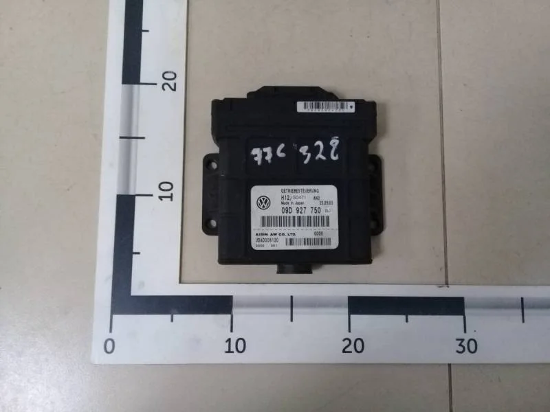 Блок управления АКПП Volkswagen Touareg (7L) 2002-2010