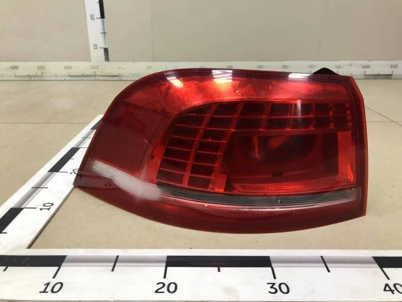 Фонарь задний наружный левый Volkswagen Passat B7 2011-2015