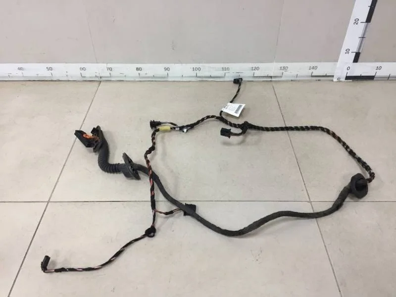 Проводка двери Volkswagen Polo (Sed RUS) 2011>