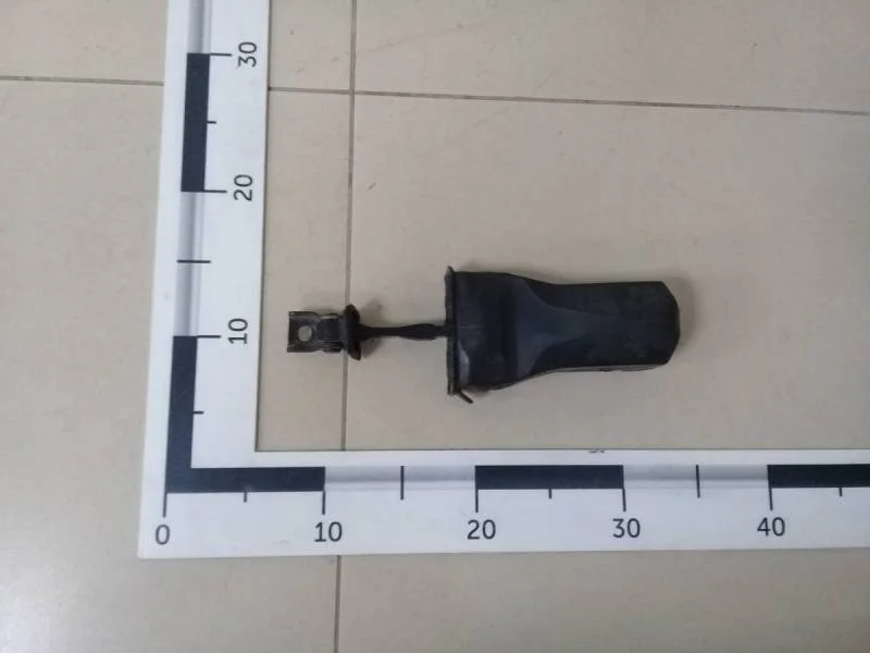 Ограничитель двери Volkswagen Polo (Sed RUS) 2011>