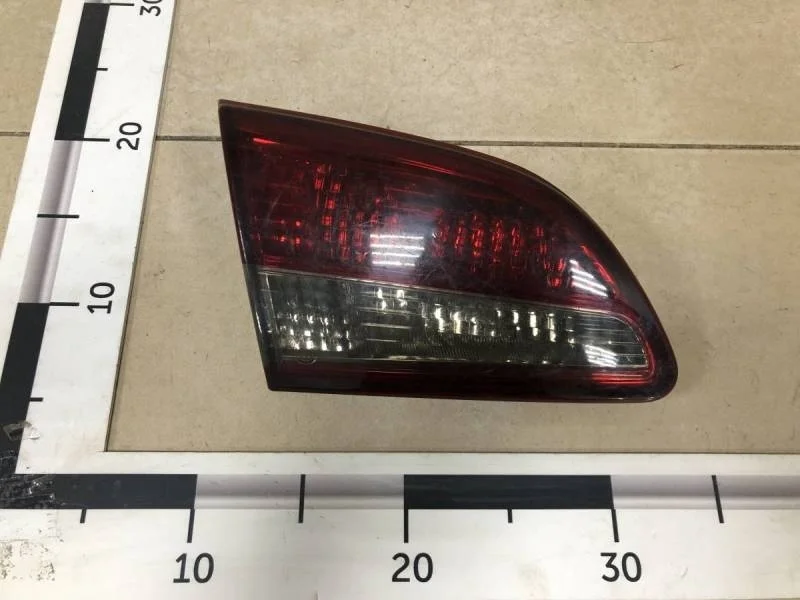 Фонарь задний внутренний левый Nissan Almera 3 (G11, G15) 2012>