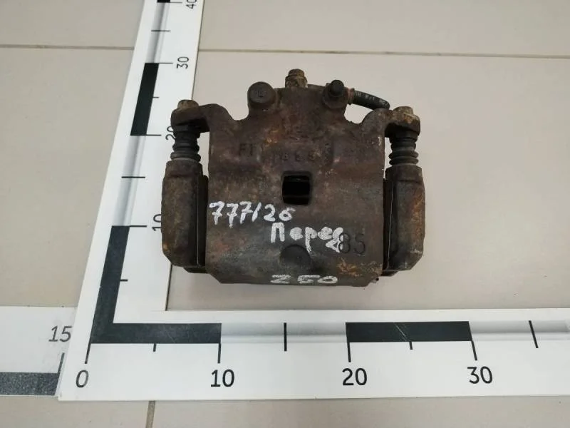 Суппорт передний левый Nissan Teana J32 2008-2013