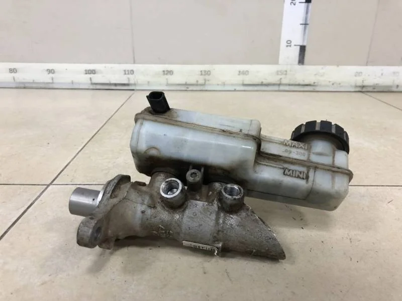 Цилиндр тормозной главный Renault Megane (2) 2002-2009