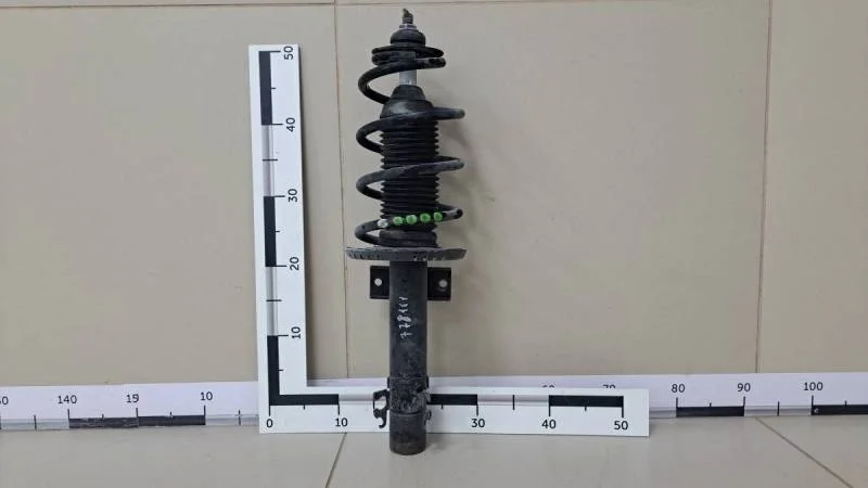 Амортизатор передний Volkswagen Polo (Sed RUS) 2011>